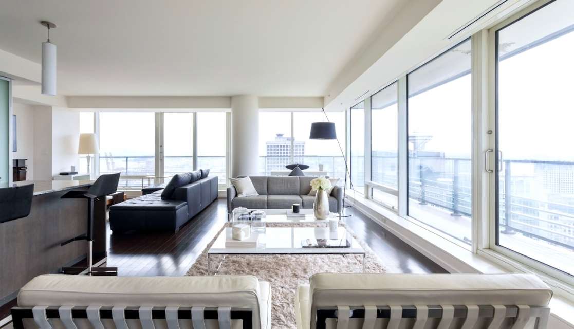 Luxury Fairmont Corner Condo With Spectacular Views
