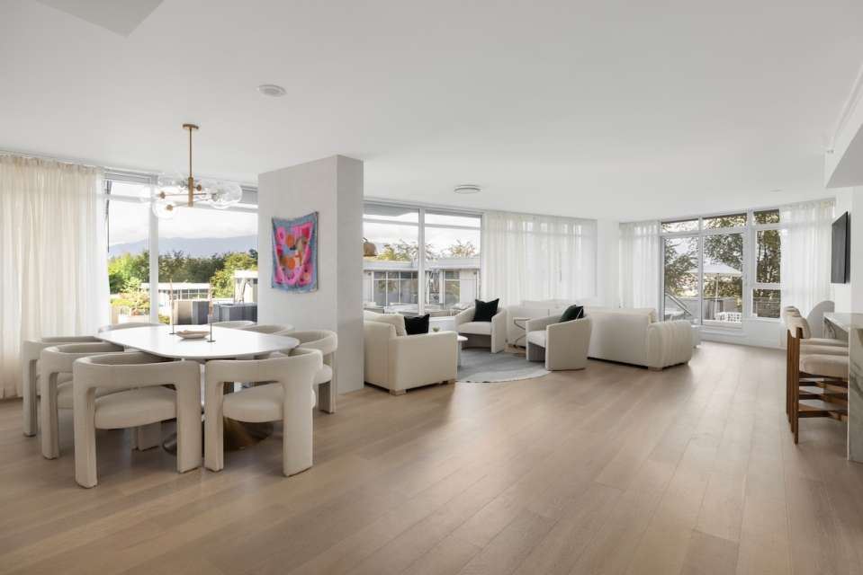 Refined Condo At The Carina With Mountain Views