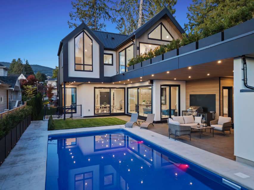 Exceptional Designer Home in the Heart of Ambleside